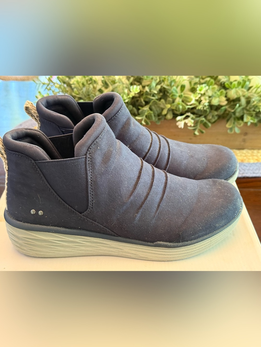 Ryka Niah slip on ankle boot water repellant Navy size 8